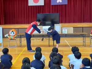 美木原小学校での様子