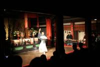 日本舞踊と琴の演奏の画像
